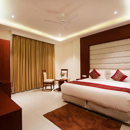 Hotel Z Suite-Near Delhi Airport Nové Dillí Exteriér fotografie