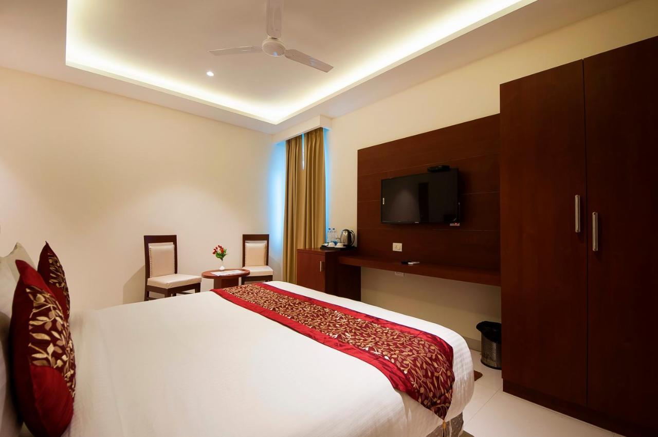 Hotel Z Suite-Near Delhi Airport Nové Dillí Exteriér fotografie