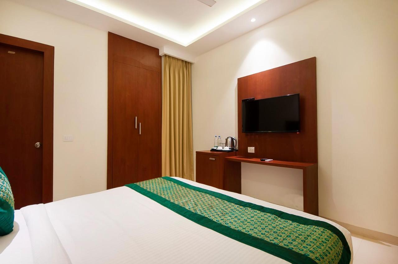 Hotel Z Suite-Near Delhi Airport Nové Dillí Exteriér fotografie
